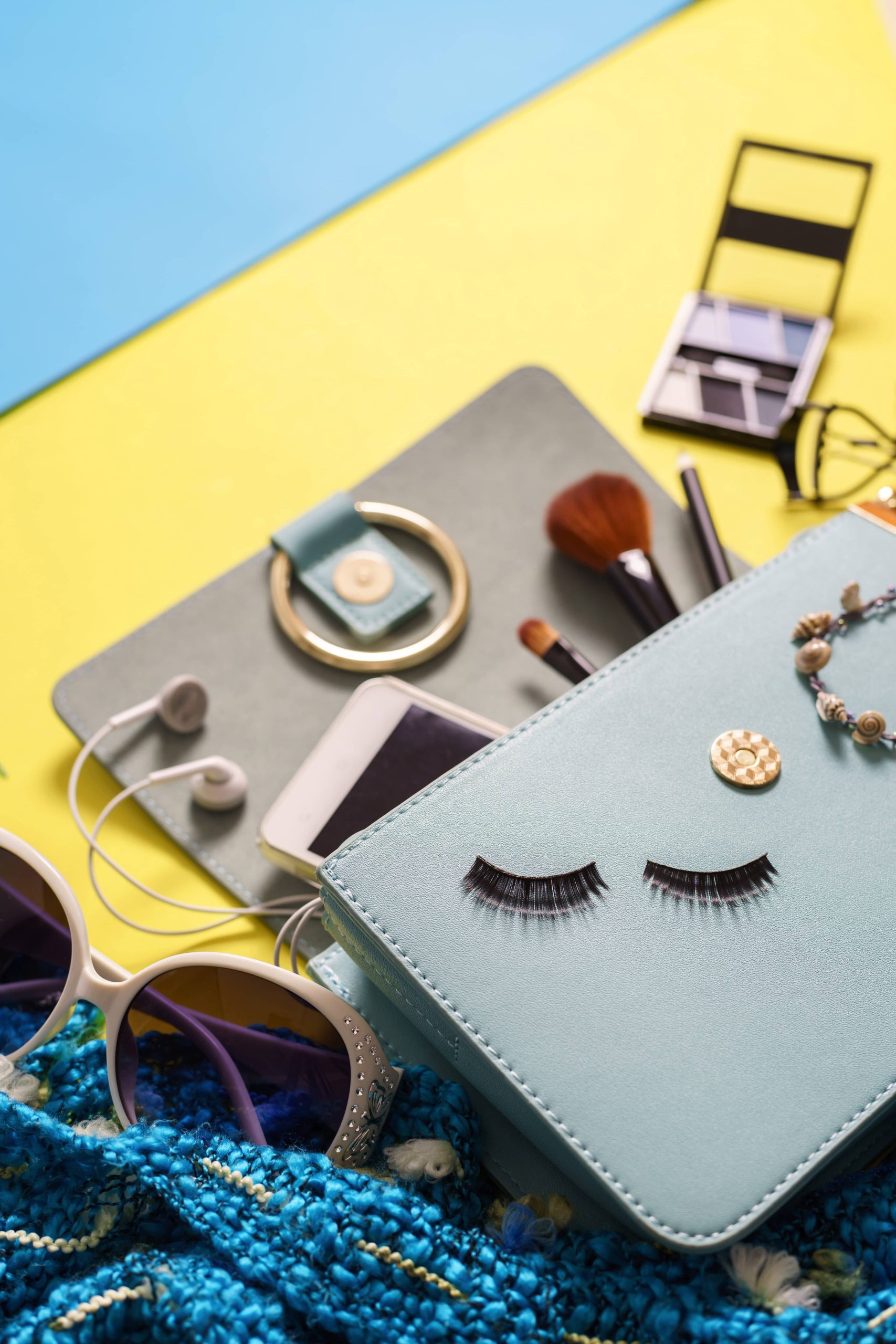 Einbindung von Vintage-Accessoires in moderne Outfits